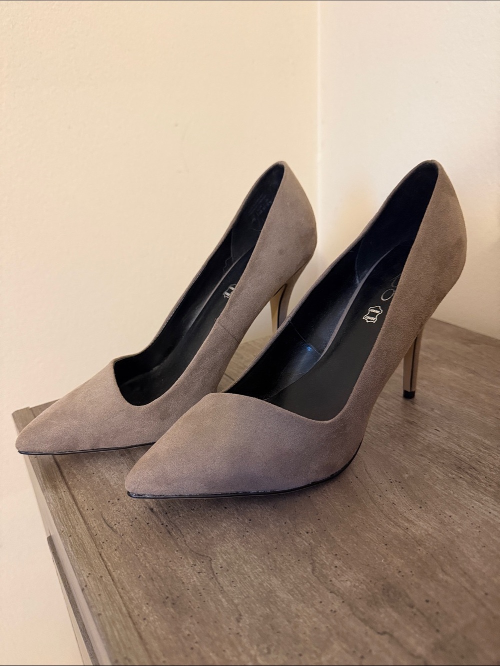 Tan Suede Aldo Pumps